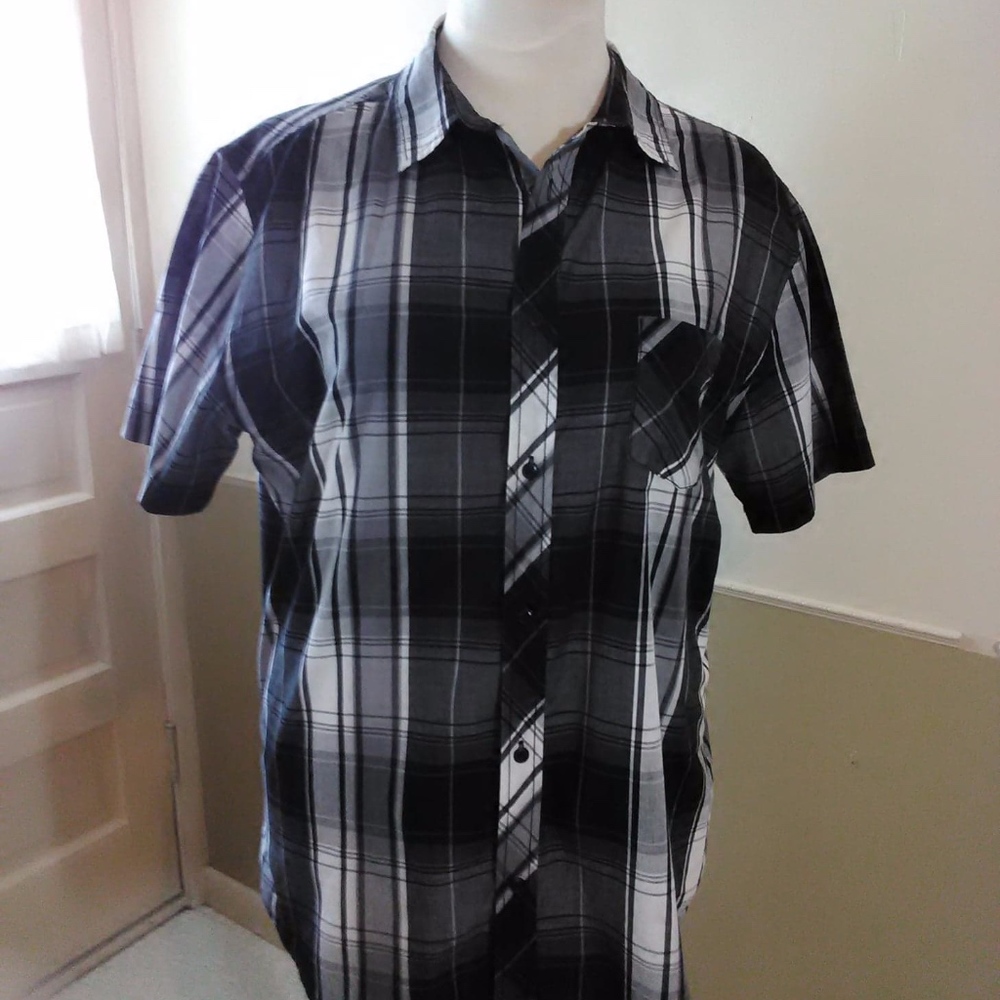 Tony Hawk Button Front Shirt sz L